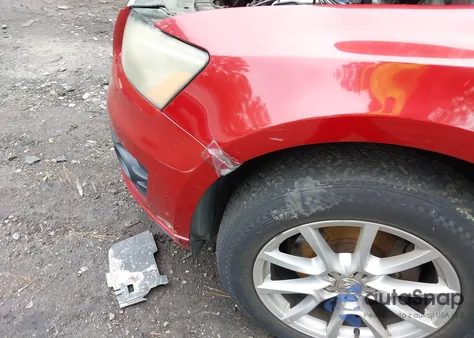 2010 Audi Q5 3.2 Premium from USA, damaged, VIN WA1LKAFP7AA047680